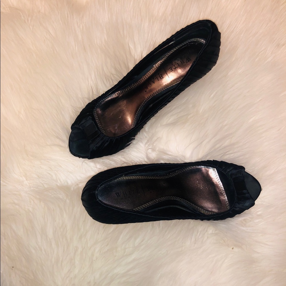 WHBM Peep Toe Heels - Picture 6 of 7